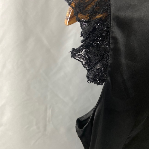 🍎 FOREVER 21 BLACK LACED TOP BLOUSE - Picture 8 of 10